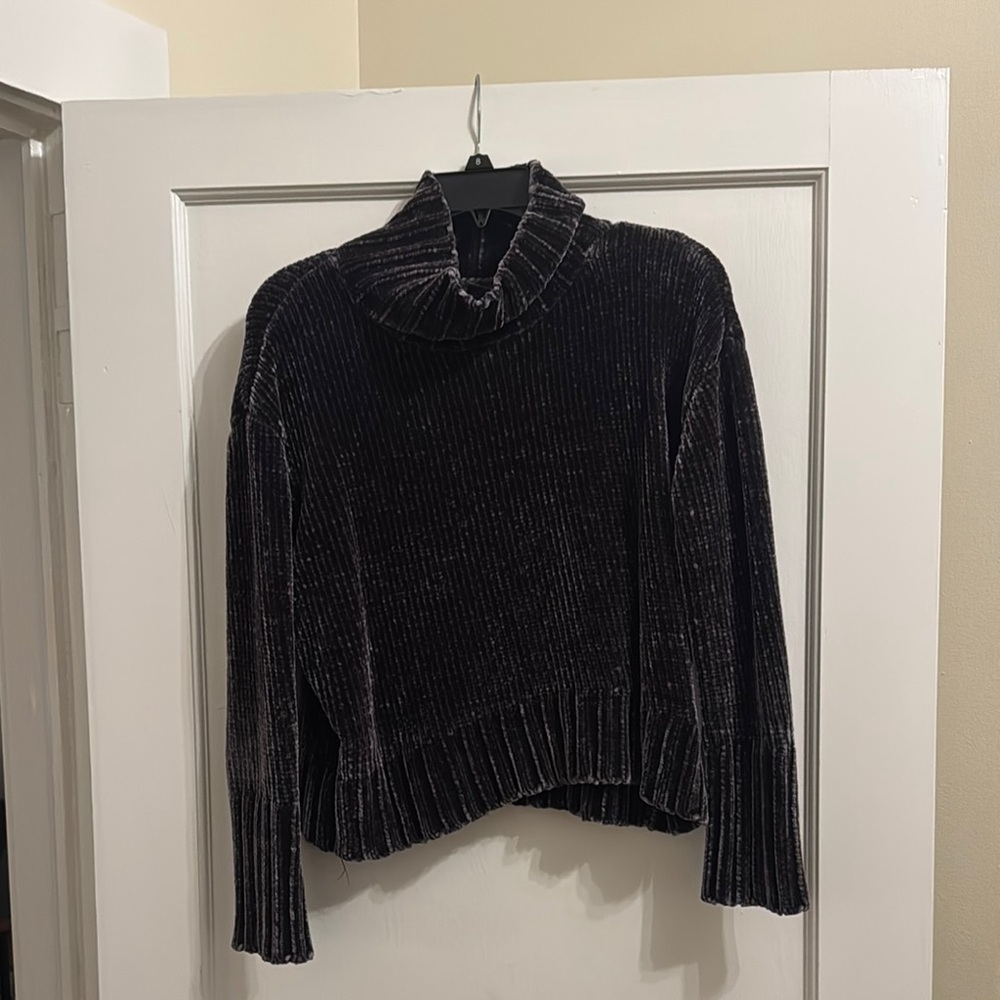 Chelsea & Theodore Black Cowl Neck Sweater